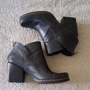 Kork-Ease Black Leather Ankle Boots